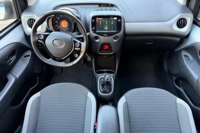 Toyota Aygo (2020) thumbnail 5