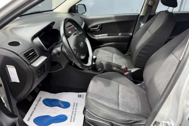 Kia Picanto (2017) thumbnail 5