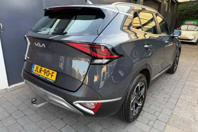 Kia Sportage (2024) thumbnail 4
