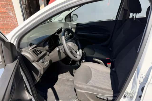 Opel Karl (2019) thumbnail 6
