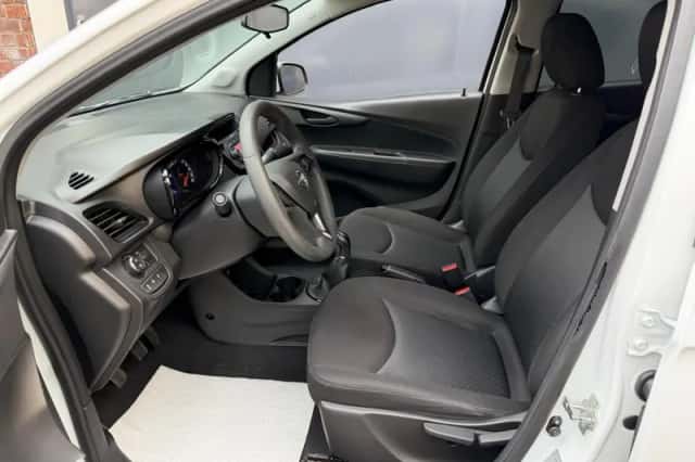 Opel Karl (2015) thumbnail 6