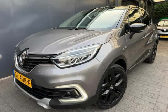 Renault Captur (2018) thumbnail 1
