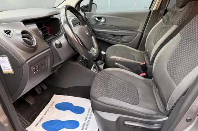 Renault Captur (2018) thumbnail 6