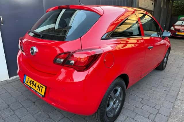 Opel Corsa (2015) thumbnail 4