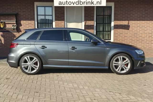 Audi A3 (2014) thumbnail 4