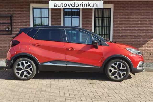 Renault Captur (2020) thumbnail 4