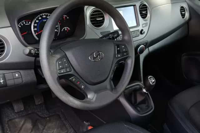 Hyundai i10 (2020) thumbnail 3