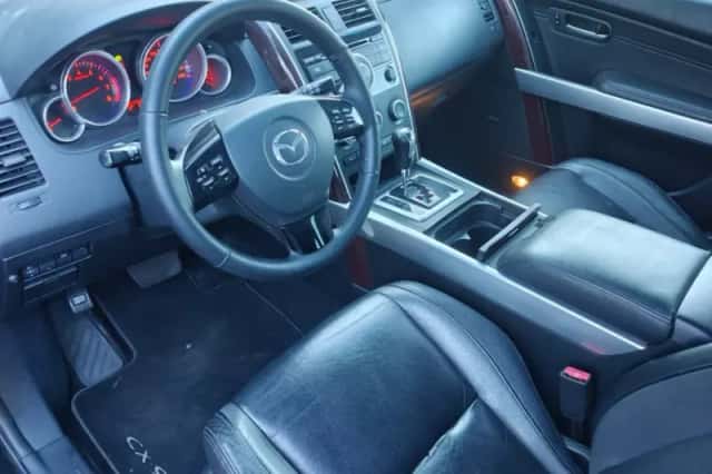Mazda CX-9 (2010) thumbnail 3
