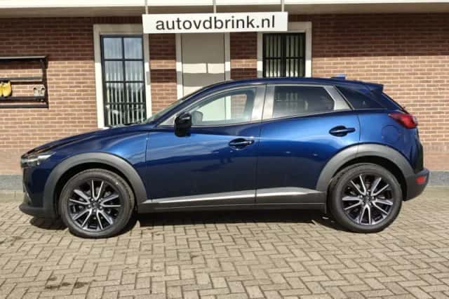 Mazda CX-3 (2017) thumbnail 2