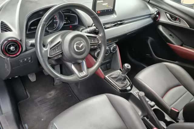 Mazda CX-3 (2017) thumbnail 3