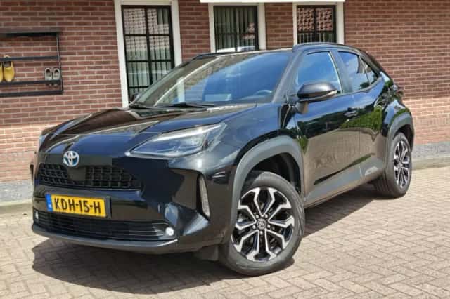 Toyota Yaris Cross (2022) thumbnail 1