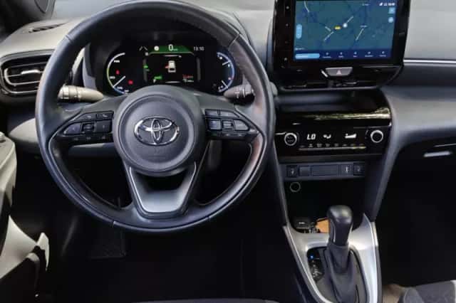 Toyota Yaris Cross (2022) thumbnail 5