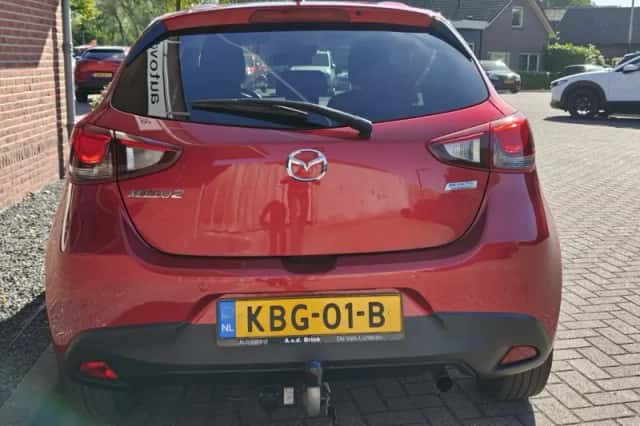 Mazda 2 (2017) thumbnail 6