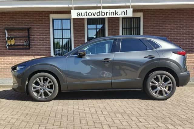 Mazda CX-30 (2021) thumbnail 2