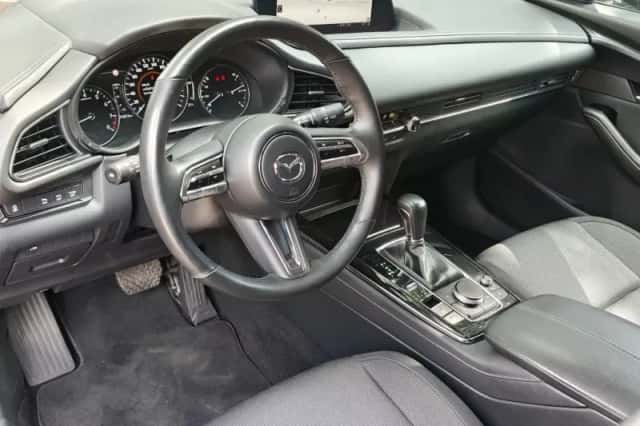 Mazda CX-30 (2022) thumbnail 3