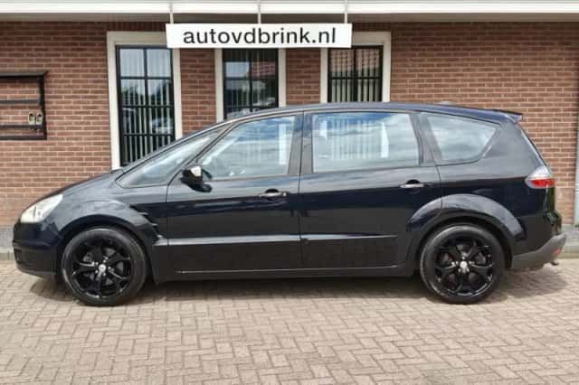 Ford S-Max (2009) thumbnail 2
