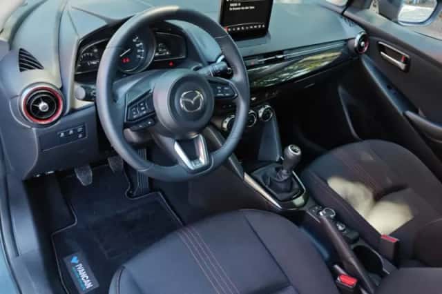 Mazda 2 (2023) thumbnail 3