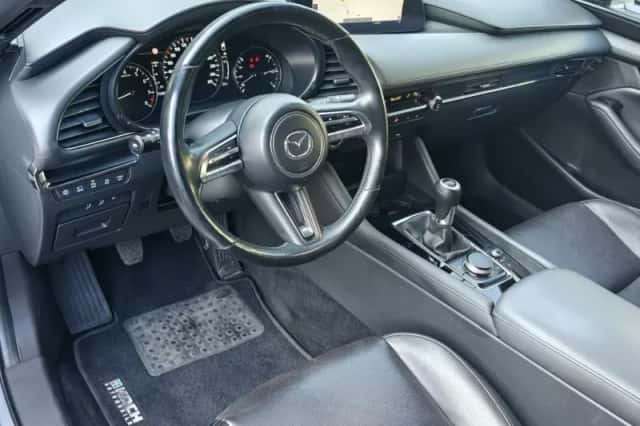 Mazda 3 (2019) thumbnail 3