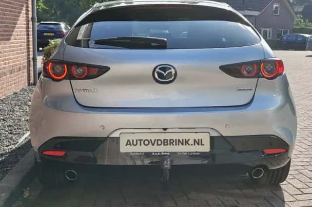 Mazda 3 (2019) thumbnail 6