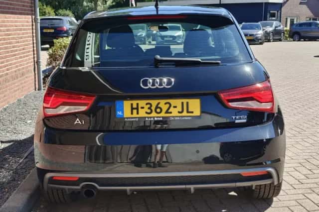 Audi A1 (2015) thumbnail 6