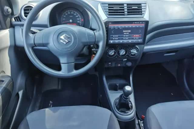 Suzuki Alto (2014) thumbnail 5