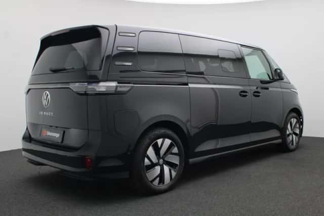 Volkswagen ID. Buzz (2025) thumbnail 3