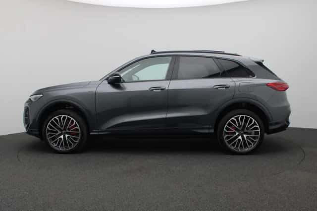 Audi Q5 (2026) thumbnail 2