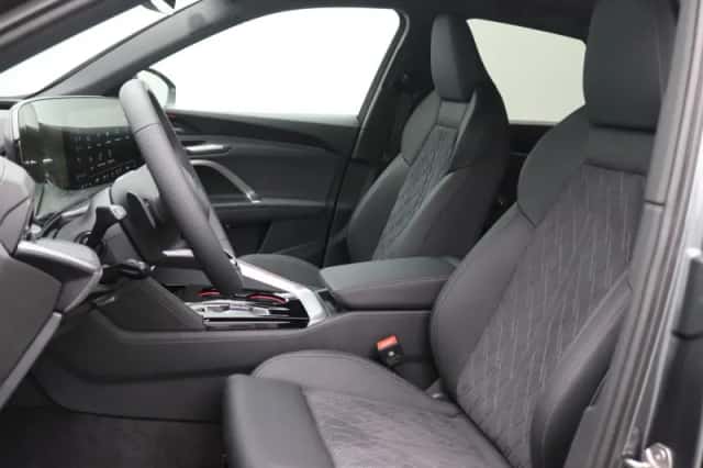 Audi Q5 (2026) thumbnail 5