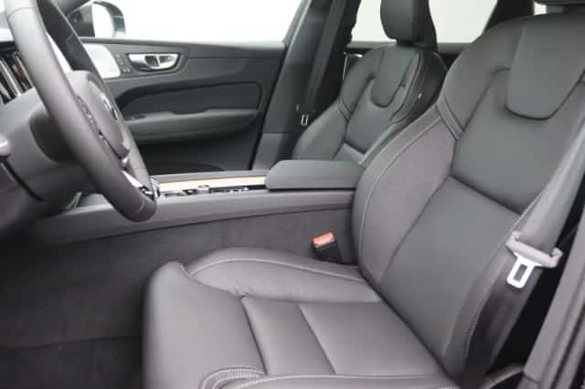 Volvo XC60 (2026) thumbnail 5
