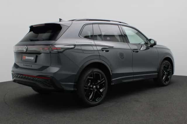 Volkswagen Tiguan (2026) thumbnail 3