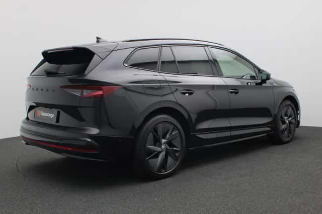 Škoda Enyaq (2023) thumbnail 3