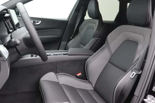 Volvo XC60 (2026) thumbnail 5