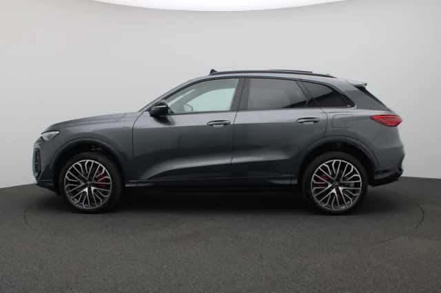 Audi Q5 (2026) thumbnail 2