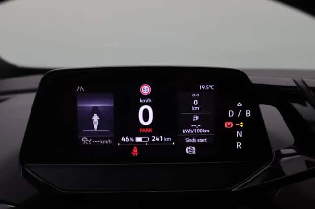 Volkswagen ID.4 (2024) thumbnail 6