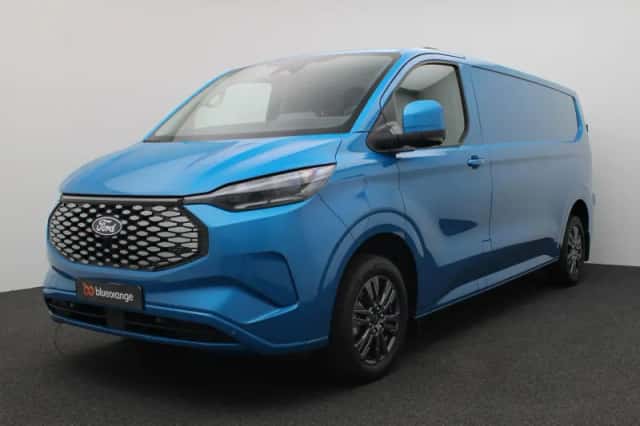 Ford E-Transit Custom (2025) thumbnail 1