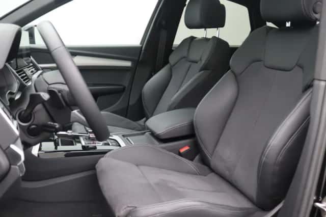 Audi Q5 (2025) thumbnail 5
