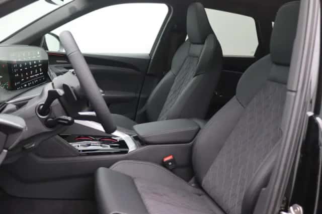 Audi Q5 (2026) thumbnail 5