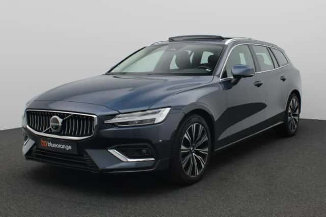 Volvo V60 (2023) thumbnail 1