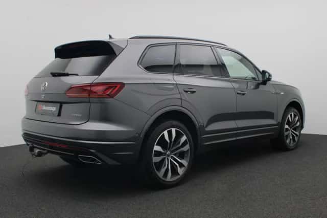 Volkswagen Touareg (2023) thumbnail 3