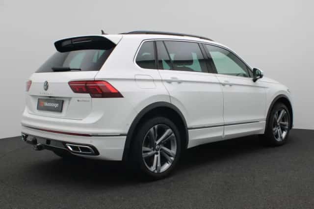 Volkswagen Tiguan (2023) thumbnail 3