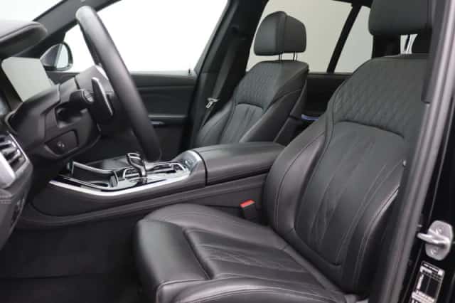 BMW X5 (2022) thumbnail 5