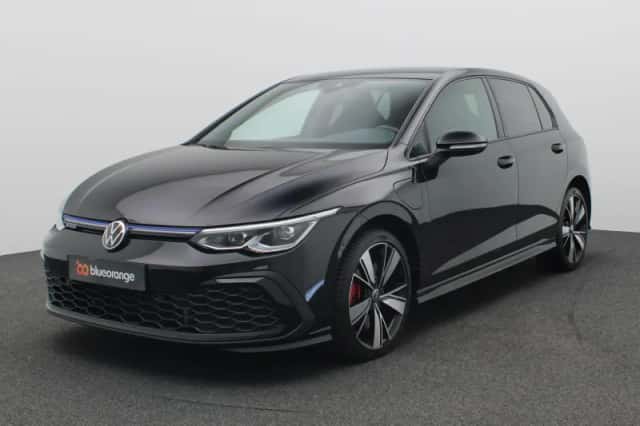 Volkswagen Golf (2021) thumbnail 1