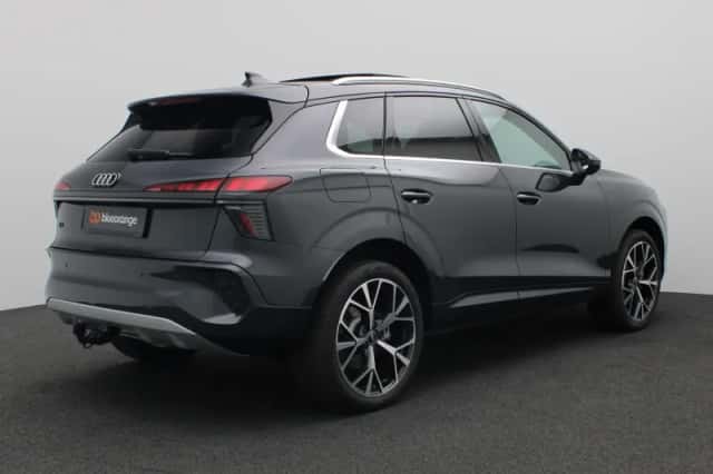 Audi Q3 (2026) thumbnail 3