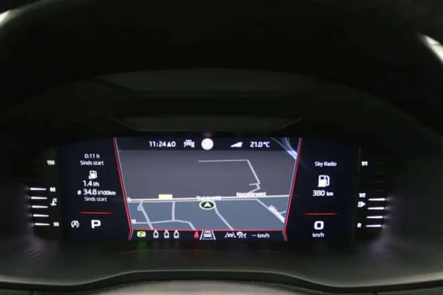 Škoda Karoq (2024) thumbnail 6