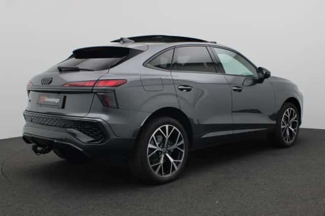Audi Q3 (2026) thumbnail 3