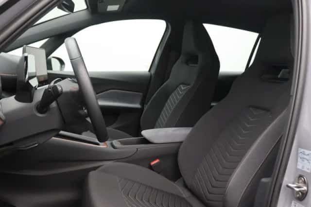 CUPRA Born (2024) thumbnail 5