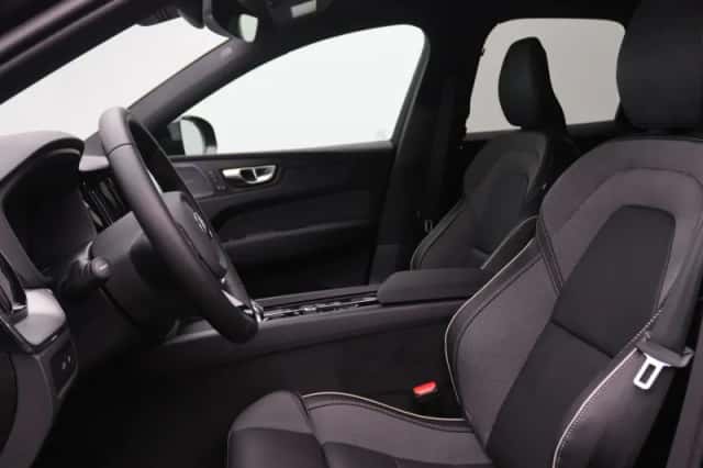 Volvo XC60 (2026) thumbnail 5