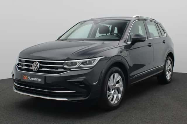 Volkswagen Tiguan (2022) thumbnail 1