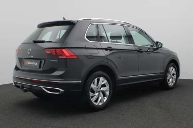 Volkswagen Tiguan (2022) thumbnail 3