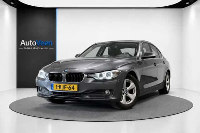 BMW 3-Serie (2013) thumbnail 1